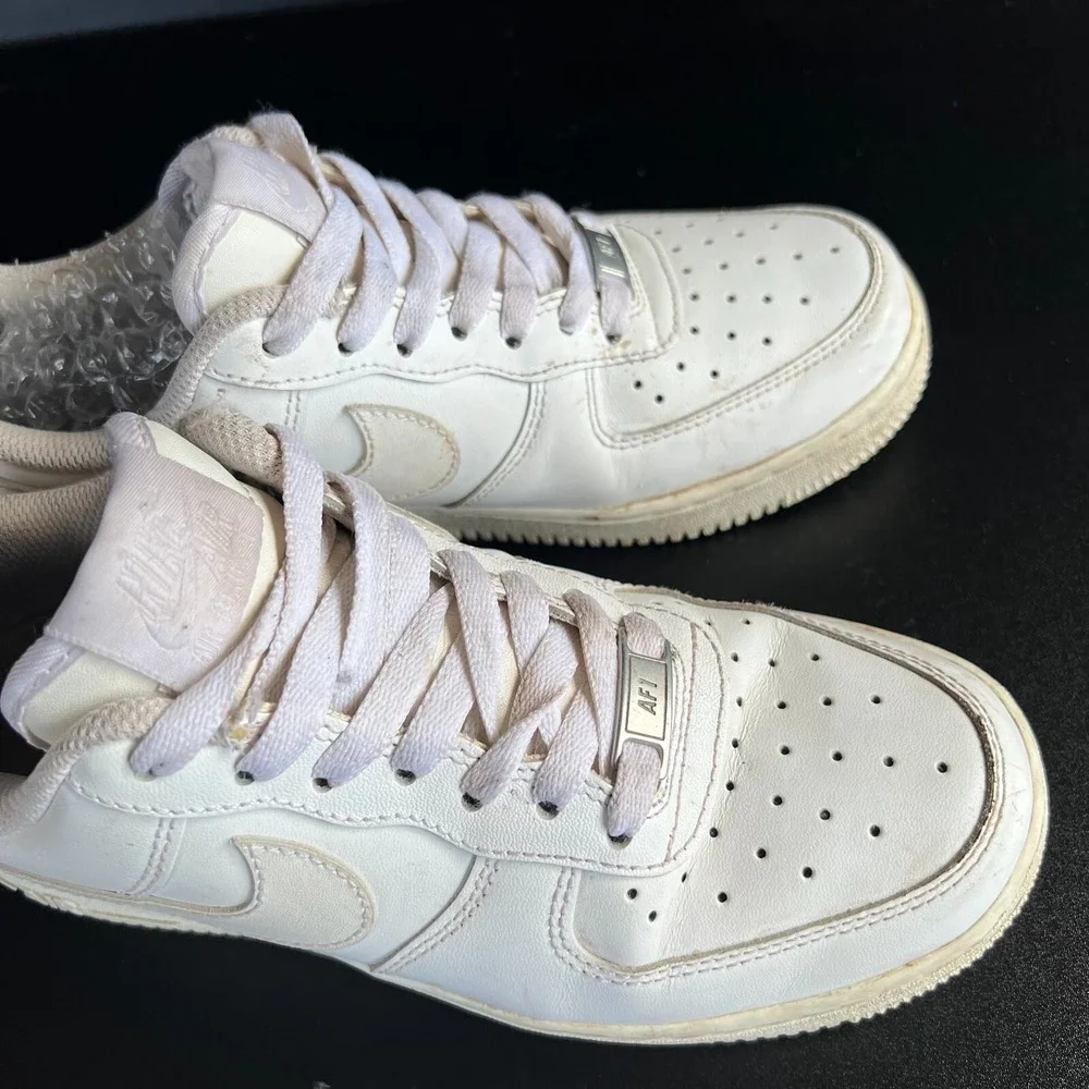 Nike Air Force 1 Low '07 Shoes Womens Size 6.5 White Leather Sneakers 315115-112